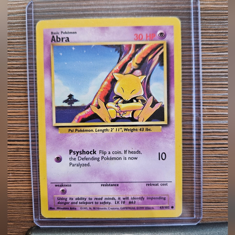 Abra 43/102 Base Set Pokémon Card